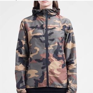 Herschel Supply Co. Camo Voyage Windbreaker Women 's Jacket (Size S)